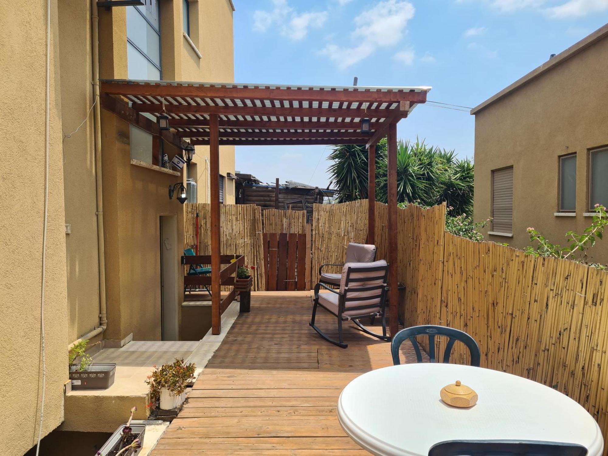 בין הר למעיין Apartment Kfar Tavor Exterior photo